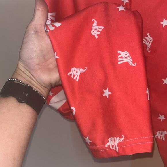 Brave New Look TRUMP Red Star & Elephant Leggings preowned size XL - Picture 8 of 8